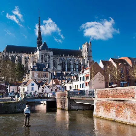 Superbe De 74 M2 Avec Balcon * Amiens